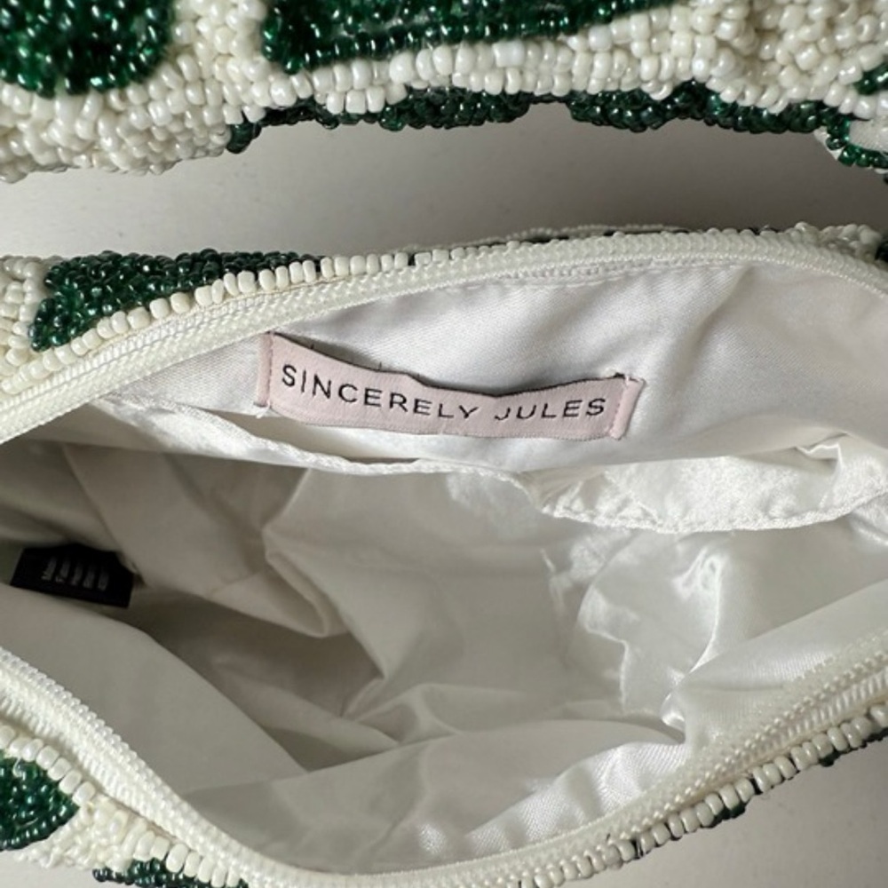 Green and White Beaded Clutch - Picture 7 of 8
